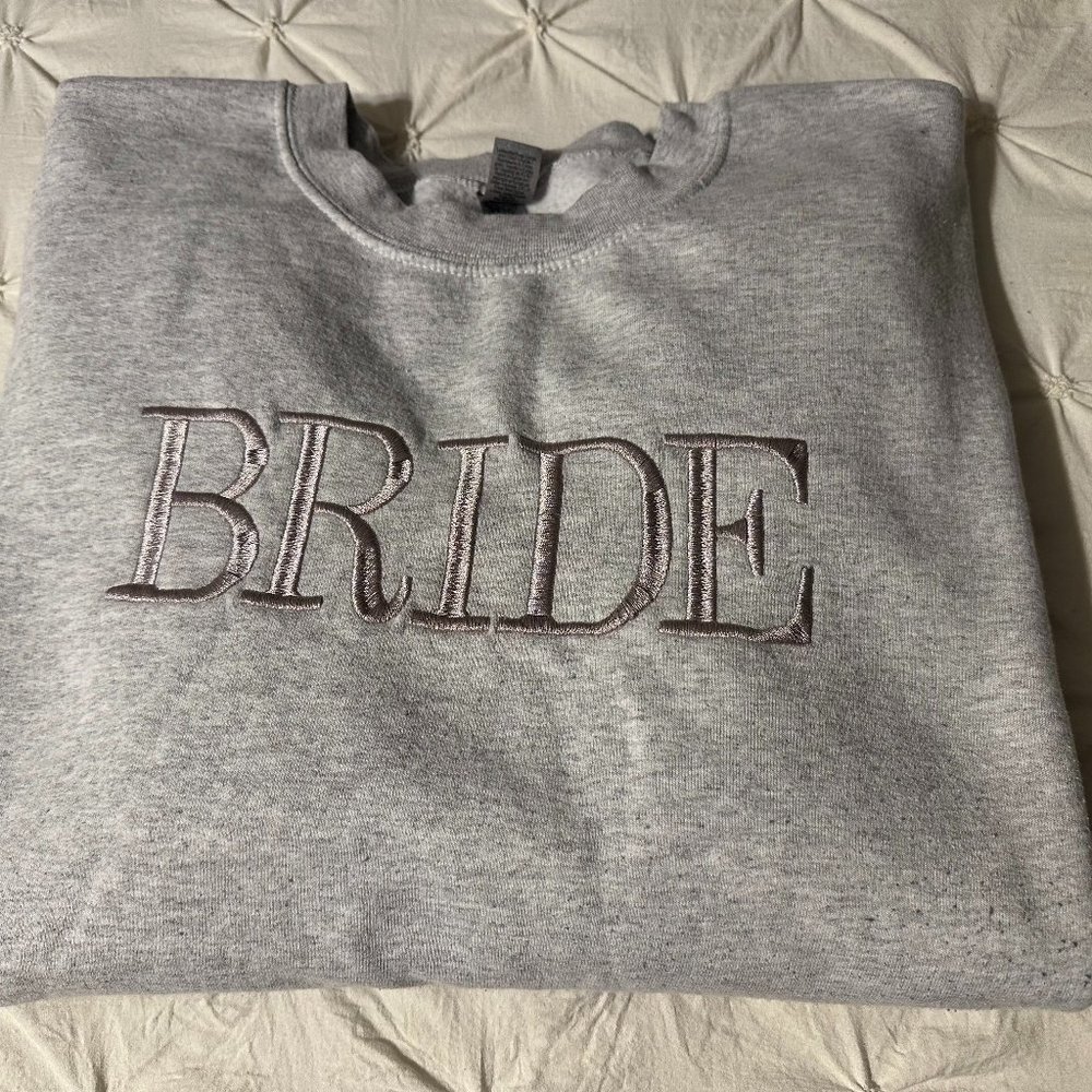"BRIDE" Sweatshirt - XL